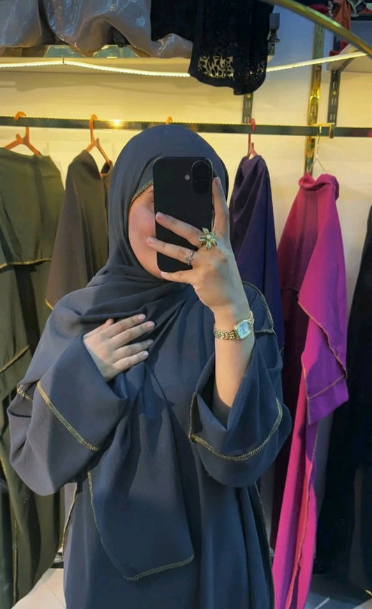 عباءة الخيط الذهبي✨️✨️