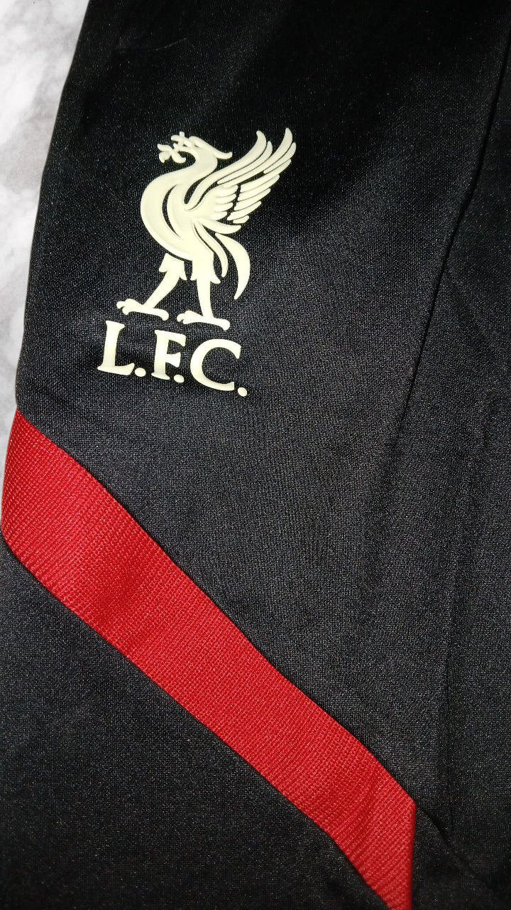 طقم ليفربول الشتوي 2026