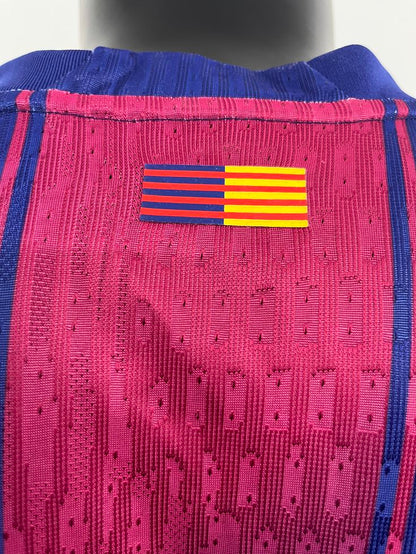 قميص برشلونة الأساسي 2026